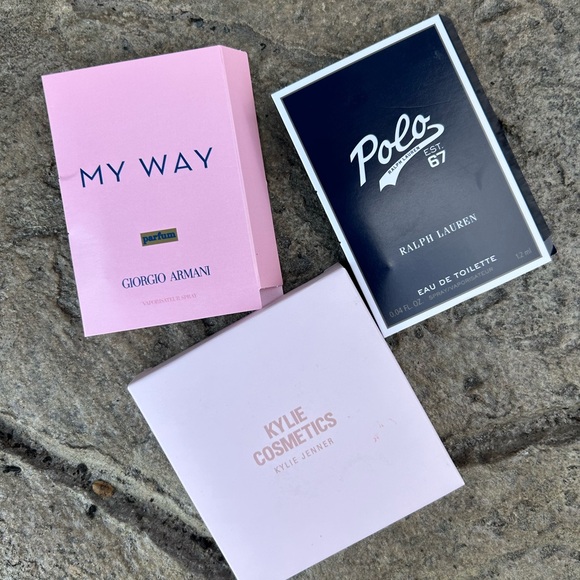 Halloween purse with bonus items - Picture 3 of 7